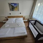 Bellaflora Apartment *