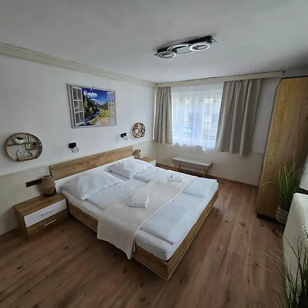 Bellaflora * Haus im Ennstal