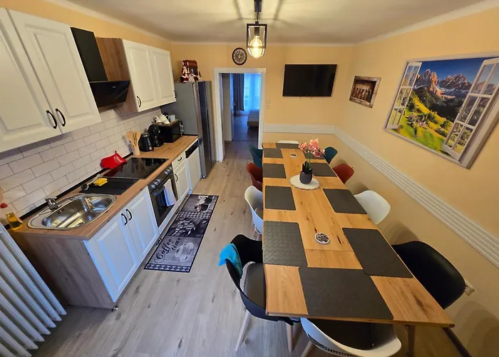 Bellaflora * هاوس إم إنيستال